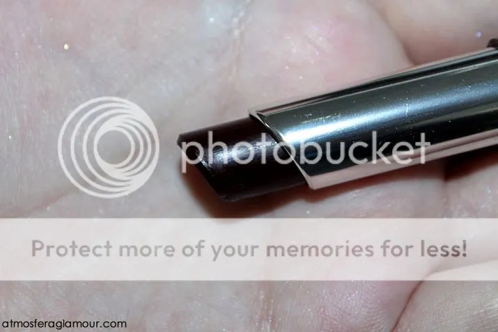 batom escuro hidratante