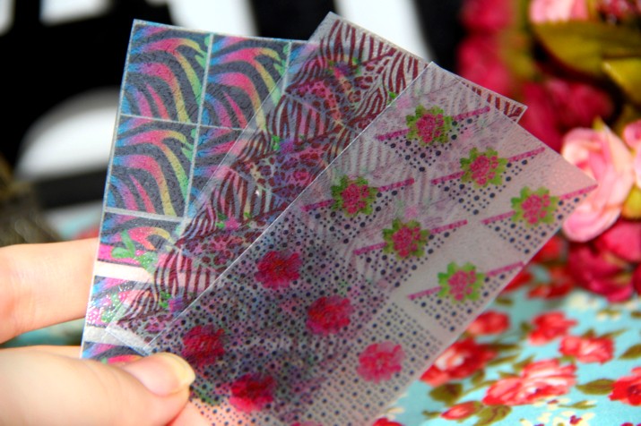 Batom e Esmalte Rebel MAC