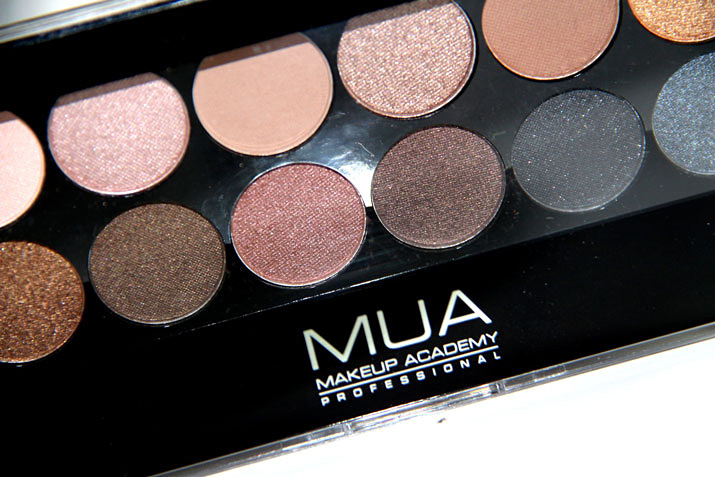 Paleta de Sombras MUA
