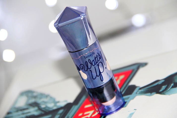 Iluminador Watt's Up Benefit