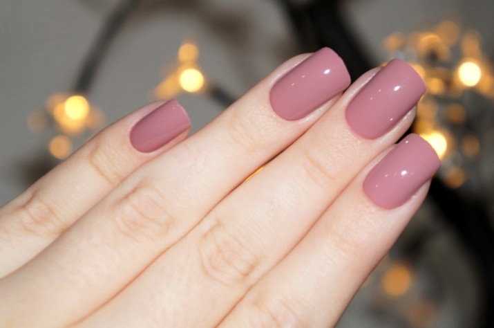 Como aplicar unha postiça autocolante