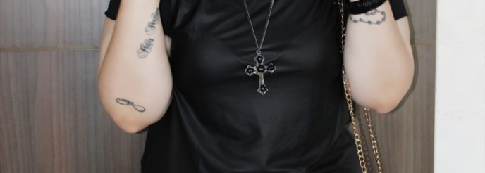 Look Plus Size com Calça Neoprene